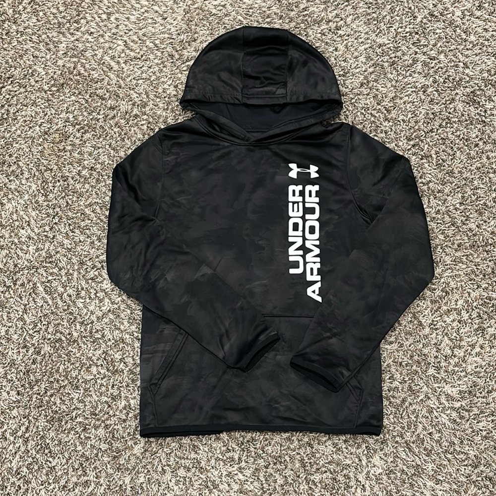 Boys Under Armour hooded sweatshirt- YXL